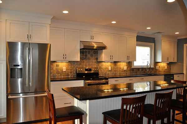 Custom Kitchen Remodeling by Fishlin COnstruction